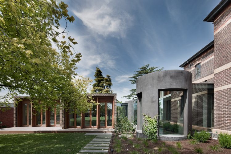 Rma Wellingtonst Hero 01