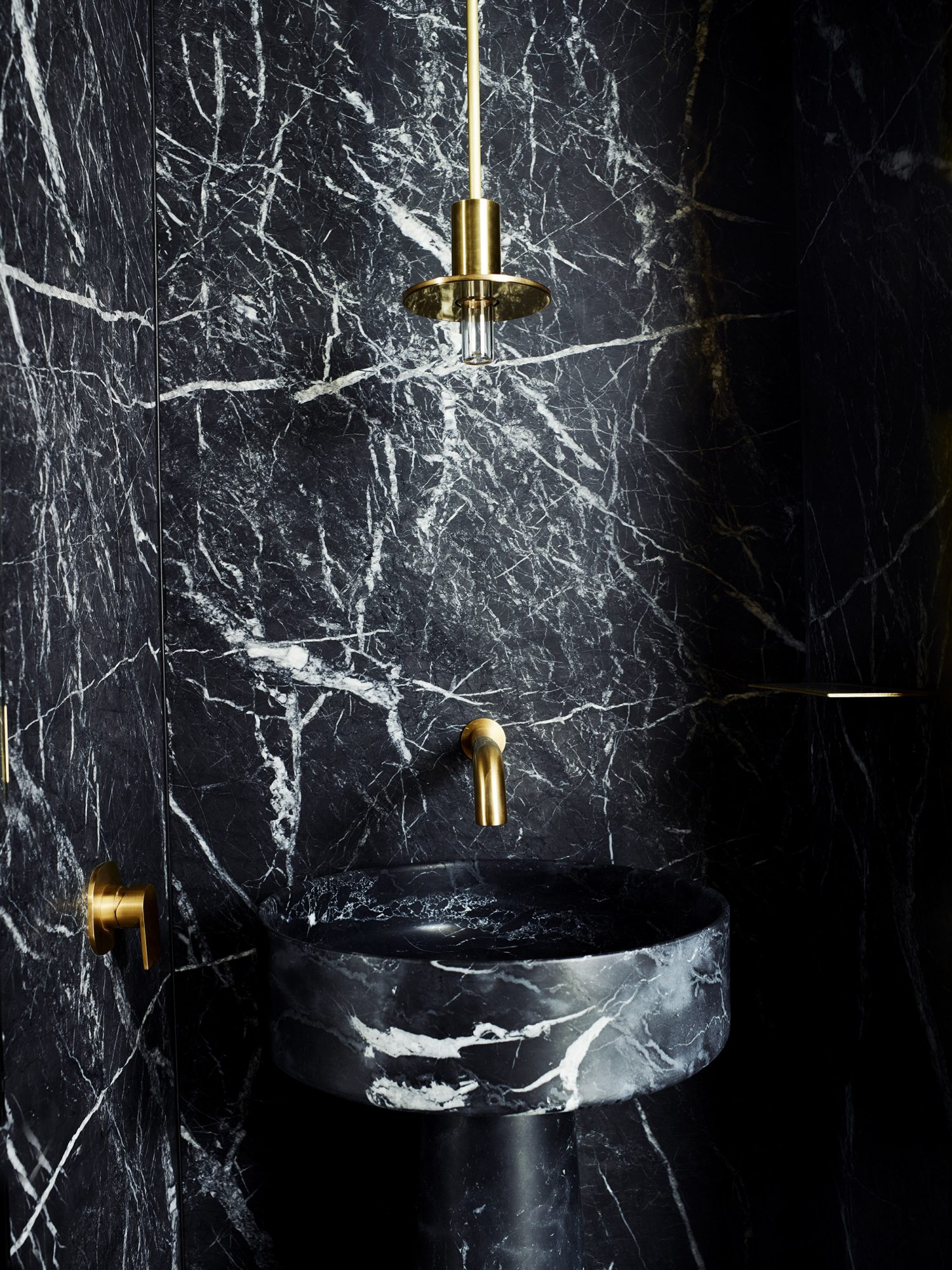Rma Interiors Rob Mills Pick Up Shots24203 111